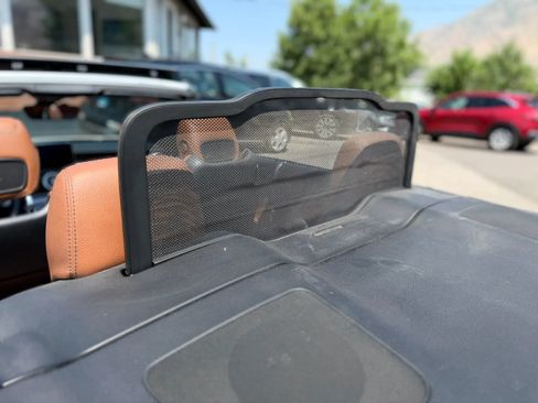Used 2018 Mercedes-Benz C 300 4MATIC Cabriolet image 4