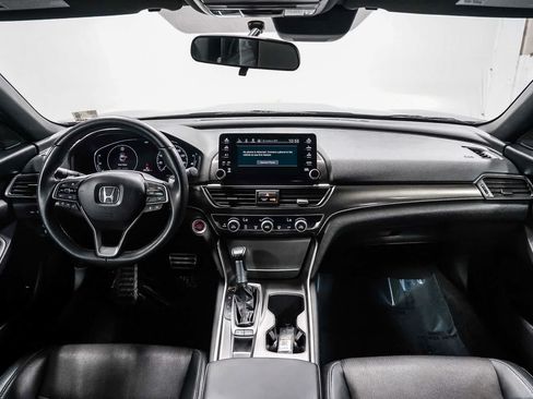 Used 2018 Honda Accord Sport image 12