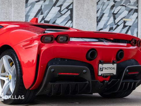 Used 2023 Ferrari SF90 Stradale AWD/4WD image 12
