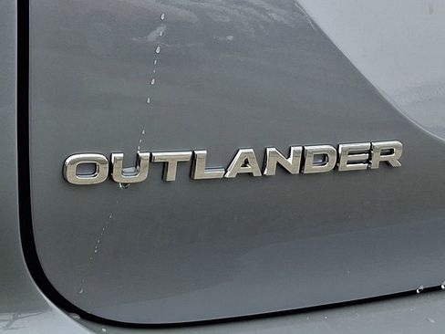 New 2026 Mitsubishi Outlander SE AWD/4WD image 13
