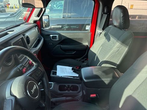 Used 2021 Jeep Wrangler Willys image 15