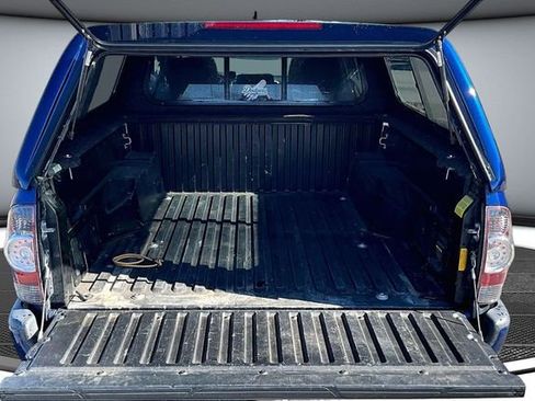 Used 2014 Toyota Tacoma PreRunner w/ TRD Sport Package image 7