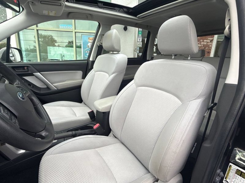 Used 2016 Subaru Forester 2.5i Premium AWD/4WD image 10