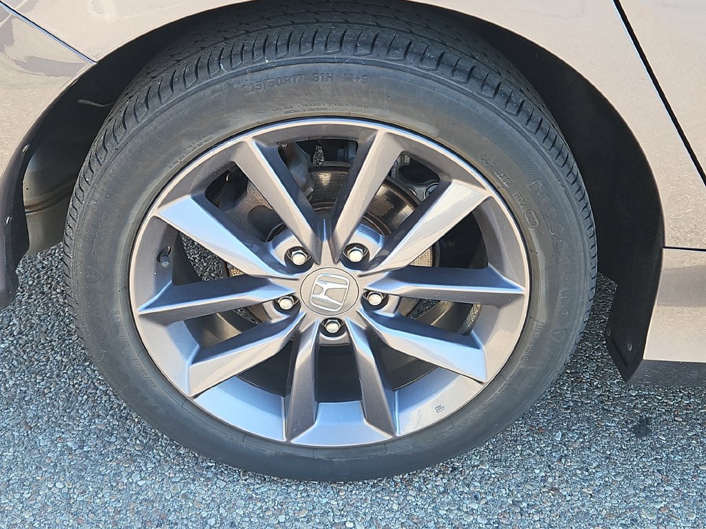 Used 2020 Honda Civic EX image 10