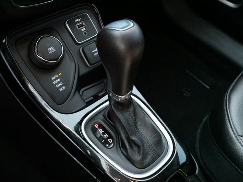 Used 2021 Jeep Compass Latitude AWD/4WD image 25