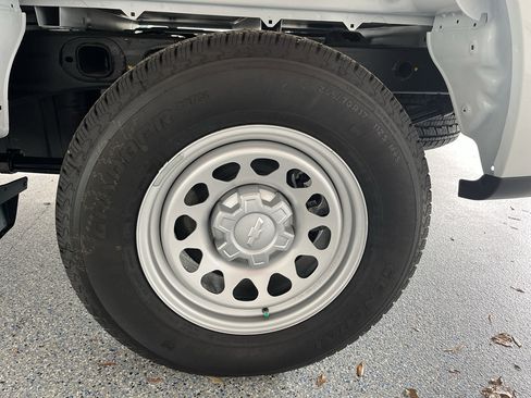 New 2026 Chevrolet Silverado 1500 W/T image 26