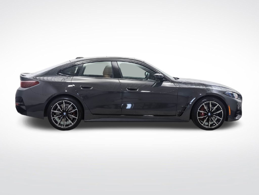 New 2026 BMW 430i xDrive w/ M Sport Package AWD/4WD image 6