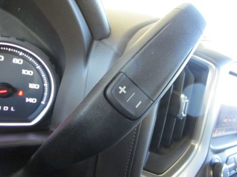 Used 2019 Chevrolet Silverado 1500 LTZ image 40