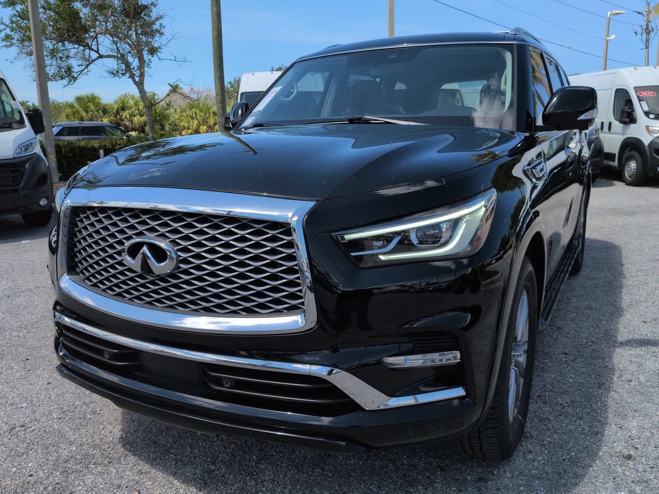 Used 2021 INFINITI QX80 Luxe w/ All-Season Package RWD image 9
