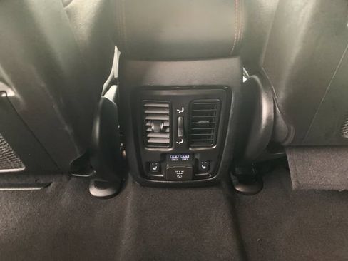 Used 2025 Dodge Durango GT AWD/4WD image 14