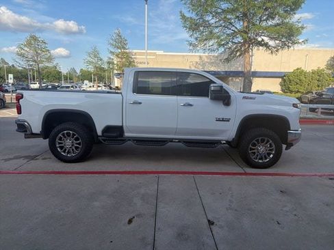 Used 2024 Chevrolet Silverado 2500 LTZ w/ LTZ Premium Texas Edition image 8