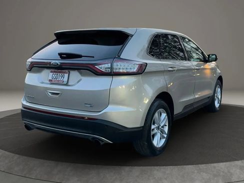 Used 2017 Ford Edge SEL w/ Equipment Group 201A AWD/4WD image 7