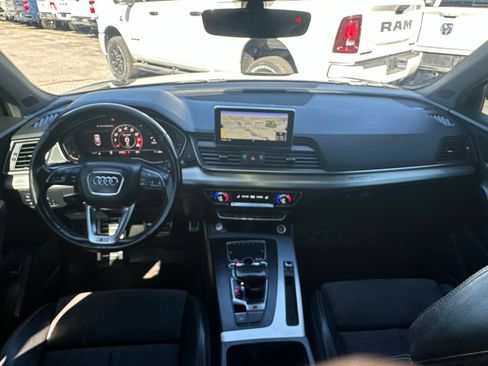 Used 2018 Audi SQ5 Premium Plus w/ Navigation Package AWD/4WD image 19