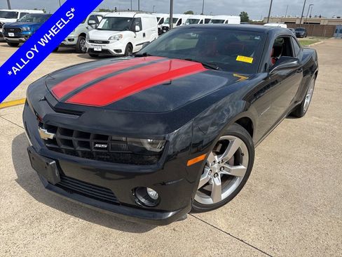 Used 2013 Chevrolet Camaro SS RWD image 1