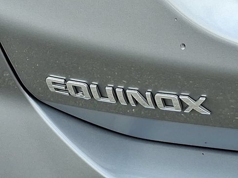 Certified 2024 Chevrolet Equinox LT FWD image 32