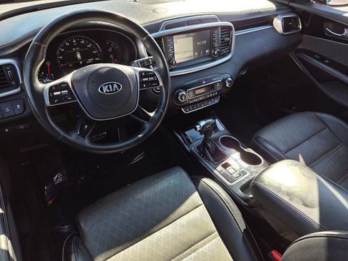 Used 2019 Kia Sorento SX image 7