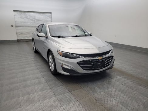 Used 2020 Chevrolet Malibu LT FWD image 13