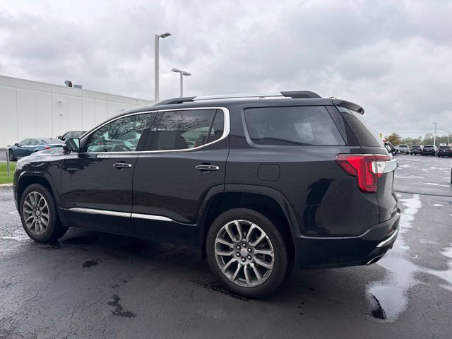 Used 2023 GMC Acadia Denali w/ Denali Ultimate Package AWD/4WD image 4