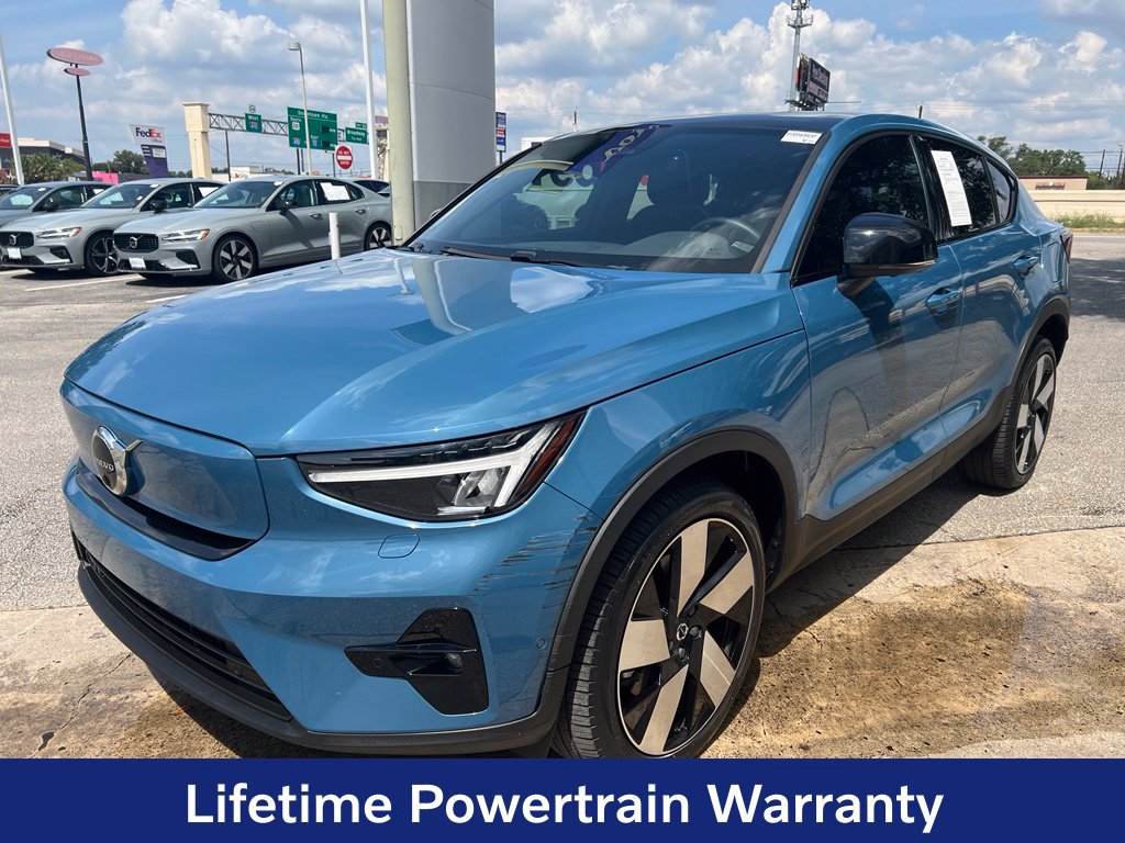 Certified 2023 Volvo C40 P8 Recharge Ultimate AWD/4WD image 3