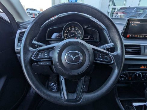 Used 2018 MAZDA MAZDA3 Sport image 17