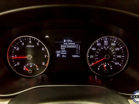 Used 2020 Kia Sportage EX image 16