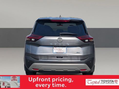 Used 2023 Nissan Rogue SV FWD image 6