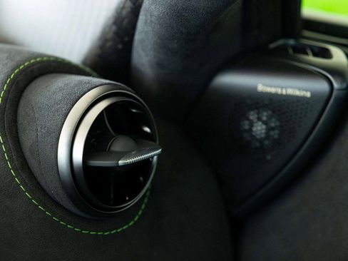 New 2026 McLaren 750S image 32