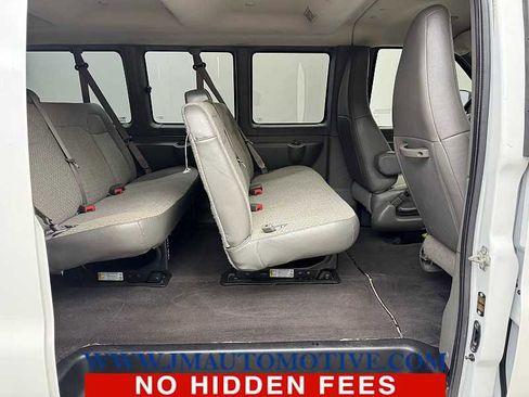 Used 2021 Chevrolet Express 3500 LT w/ LT Preferred Equipment Group image 18