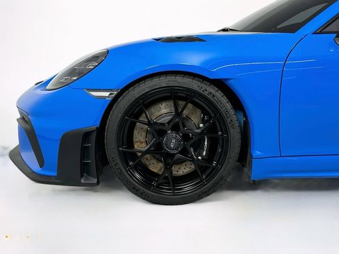 Used 2023 Porsche 718 Cayman GT4 RS w/ Chrono Package RWD image 17