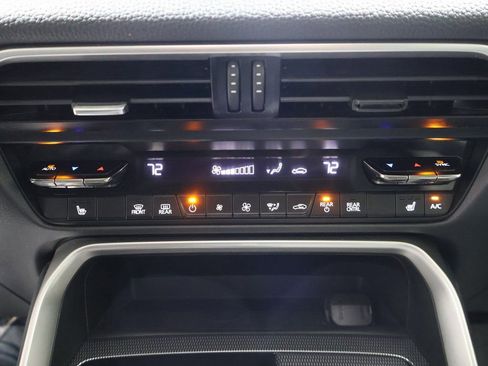 Used 2024 MAZDA CX-90 3.3 Turbo w/ Premium Package image 34