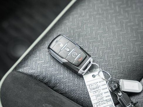 Used 2021 RAM 1500 Laramie image 48