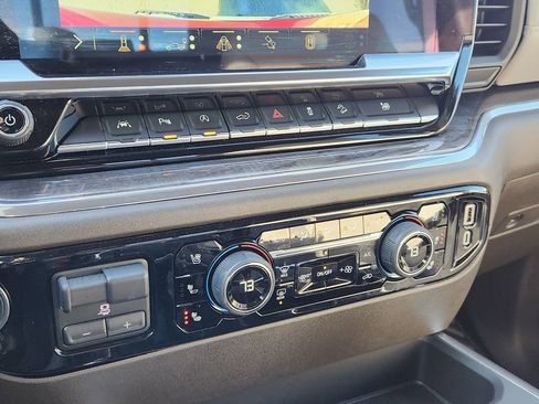 Used 2024 Chevrolet Silverado 1500 LTZ w/ Technology Package image 21