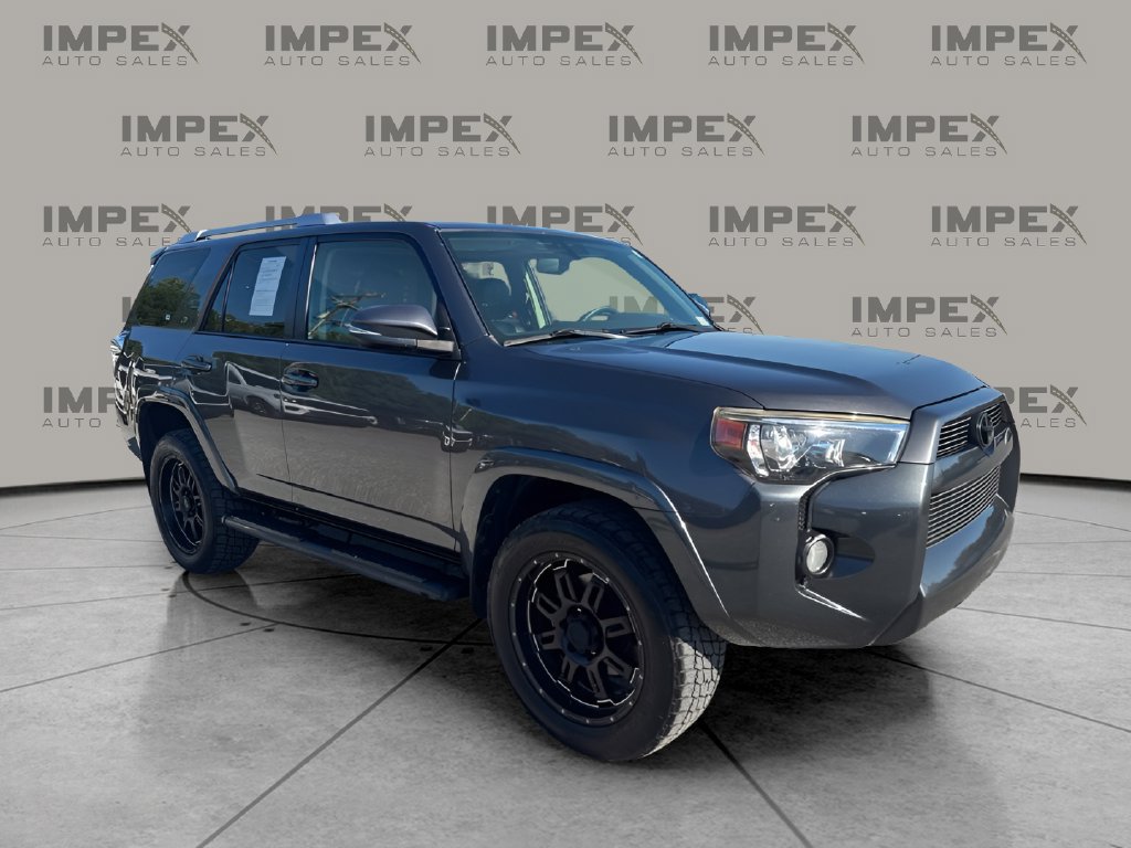 Used 2017 Toyota 4Runner SR5 Premium AWD/4WD image 7