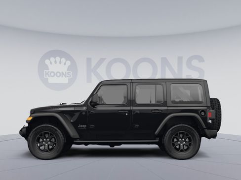 Used 2022 Jeep Wrangler Unlimited Sport AWD/4WD image 2