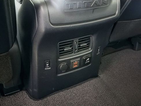 Used 2019 Nissan Titan PRO-4X w/ Pro-4x Convenience Package image 27