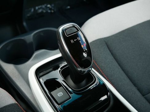 Used 2020 Chevrolet Bolt LT FWD image 25