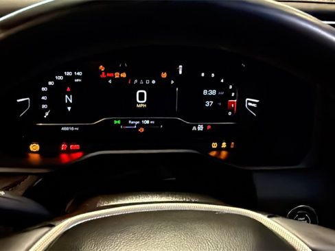 Used 2023 GMC Yukon Denali image 31