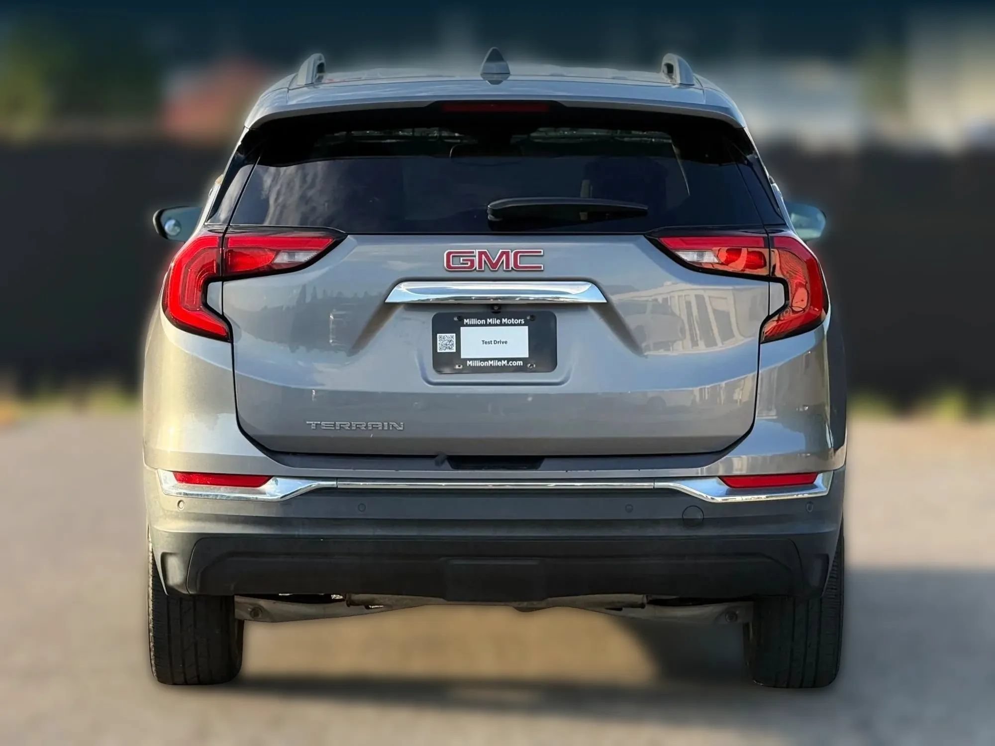 Used 2018 GMC Terrain SLT w/ Preferred Package FWD image 4