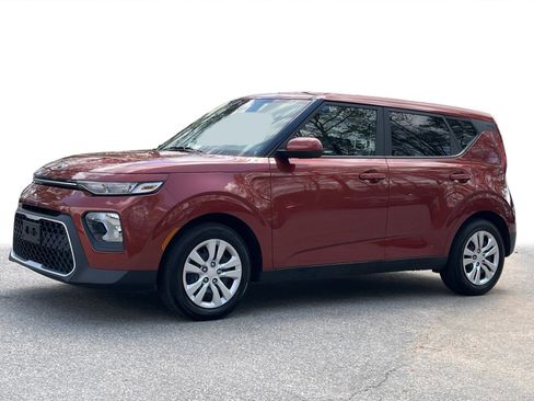 Used 2021 Kia Soul LX image 19