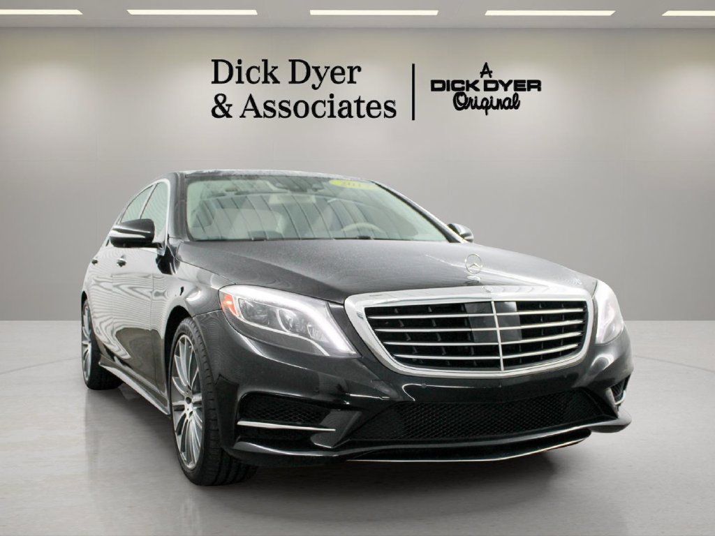 Used 2017 Mercedes-Benz S 550 Sedan image 1