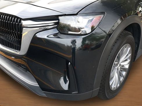 Used 2024 MAZDA CX-90 3.3 Turbo w/ Preferred Plus AWD/4WD image 4