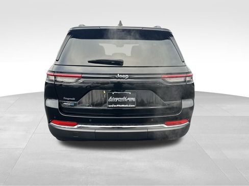 Used 2022 Jeep Grand Cherokee Limited 4xe image 6