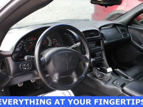Used 2000 Chevrolet Corvette Coupe w/ Memory Pkg RWD image 2