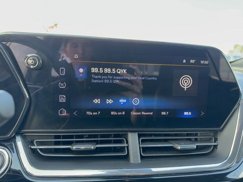 Used 2024 Chevrolet Trax RS w/ Driver Confidence Package image 18