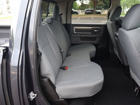 Used 2020 RAM 1500 Classic SLT RWD image 21