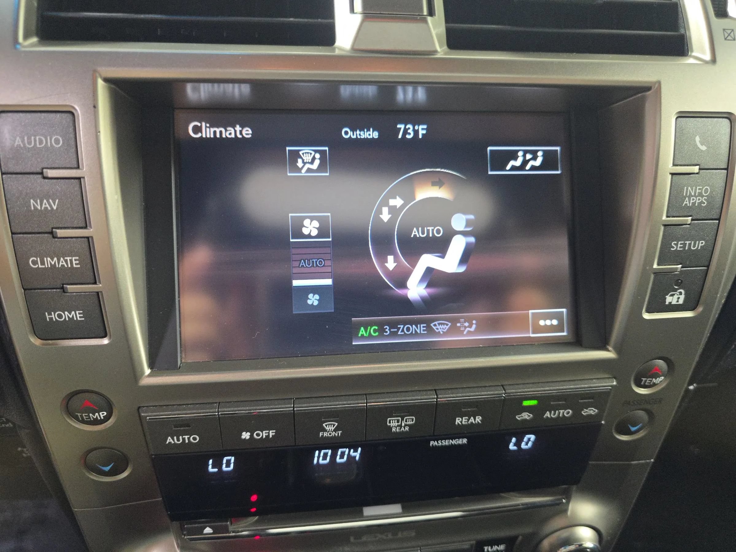 Used 2021 Lexus GX 460 Premium w/ Premium Package AWD/4WD image 22