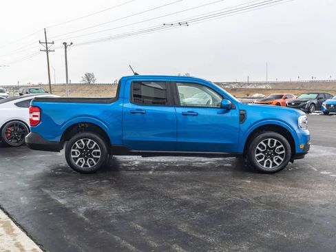 Used 2022 Ford Maverick Lariat image 3