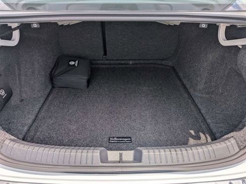 Certified 2023 Volkswagen Jetta SE FWD image 12