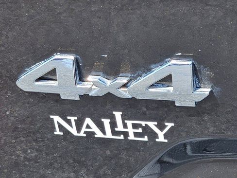 Used 2019 Toyota Tundra Platinum AWD/4WD image 33