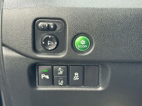 Used 2021 Honda Pilot Touring image 30